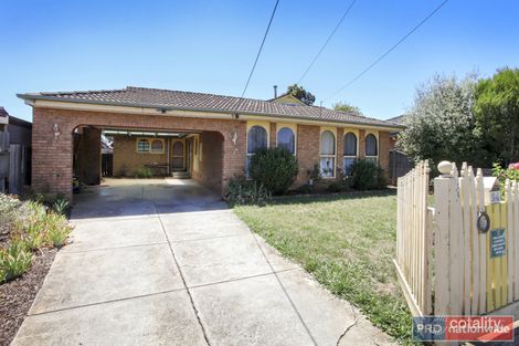 24 Acacia Cres, Melton South, VIC 3338