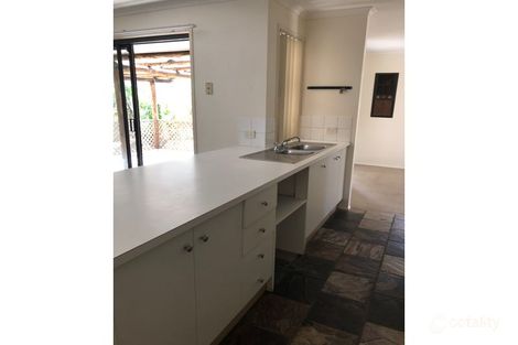 Property photo of 10 Richard Crescent Highland Park QLD 4211