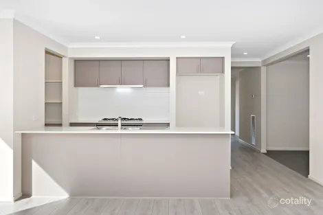 Property photo of 13 Neerim Street Beveridge VIC 3753