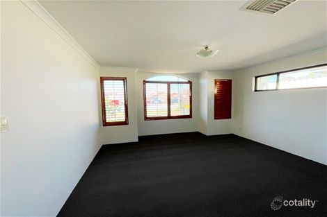 Property photo of 300 Lyon Road Aubin Grove WA 6164