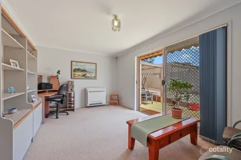 Property photo of 9 Manly Grove Hayborough SA 5211
