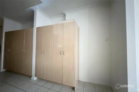 Property photo of 4/165 Bourke Street Melbourne VIC 3000