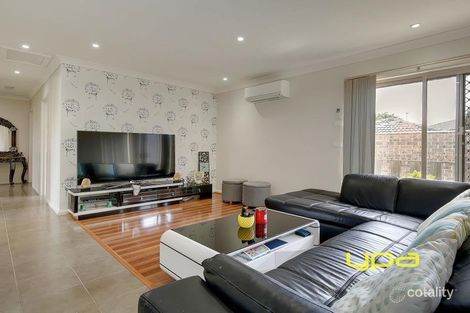 Property photo of 1/16 Belsay Place Craigieburn VIC 3064