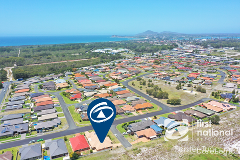 Property photo of 2/2 Viola Circuit Tuncurry NSW 2428