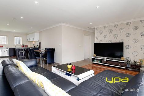 Property photo of 1/16 Belsay Place Craigieburn VIC 3064