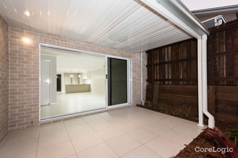 Property photo of 3/241D Mackenzie Street Centenary Heights QLD 4350