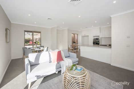 Property photo of 13/8 Pottage Circuit Macleod VIC 3085