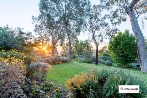 Property photo of 19 Sundew Road Gooseberry Hill WA 6076