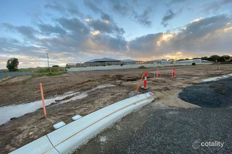 Property photo of 10 Dawes Crescent Rural View QLD 4740