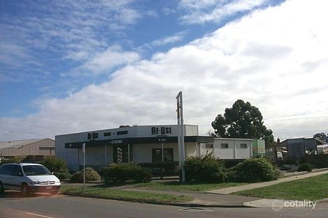 18 Railway Pde, Midland, WA 6056