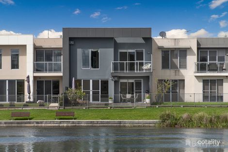 Property photo of 15 Albatross Drive Pakenham VIC 3810