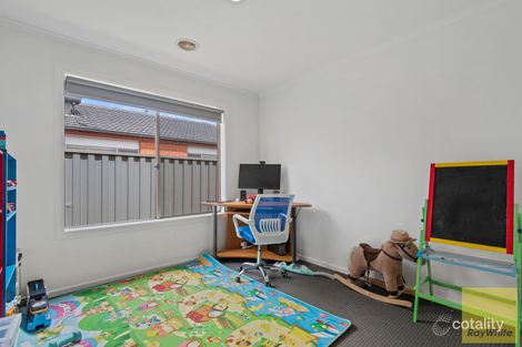 Property photo of 7 Toorongo Circuit Truganina VIC 3029