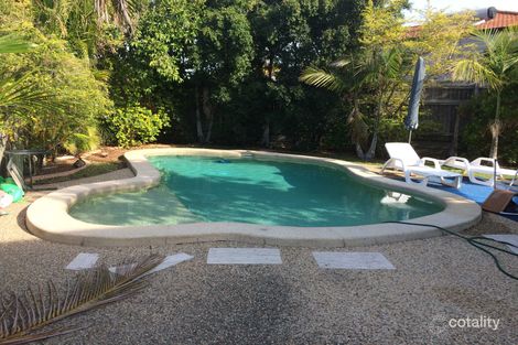 Property photo of 7 Winchcombe Court Carindale QLD 4152
