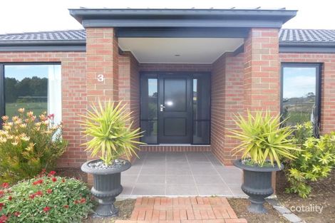 3 Diamond Dr, Cardigan Village, VIC 3352