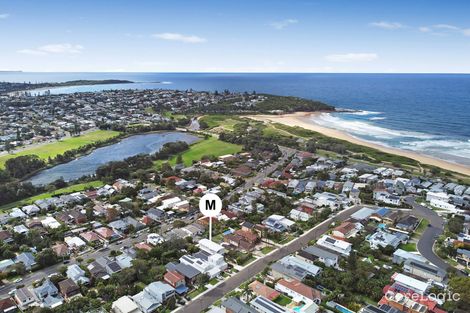 Property photo of 33 Curl Curl Parade Curl Curl NSW 2096