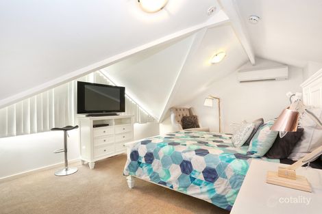 Property photo of 17/11-19 Hewish Road Croydon VIC 3136