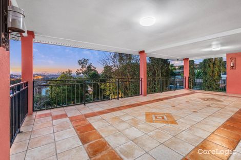 Property photo of 20 Kneale Street Holland Park West QLD 4121