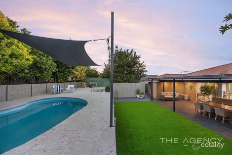 Property photo of 33 Crossland Way Kardinya WA 6163