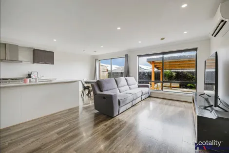 Property photo of 12 Barrett Road Maddingley VIC 3340