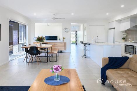 Property photo of 36 Pintail Circuit Deebing Heights QLD 4306