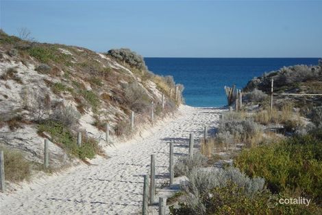 Property photo of 31 Gnobar Way Mullaloo WA 6027