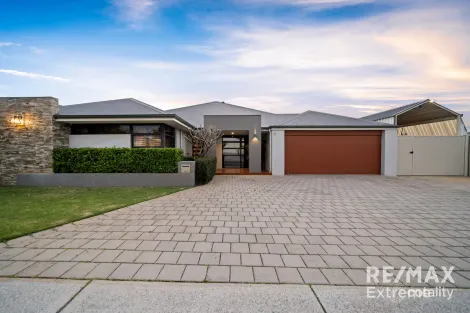 Property photo of 11 Ginsburg Turn Tapping WA 6065