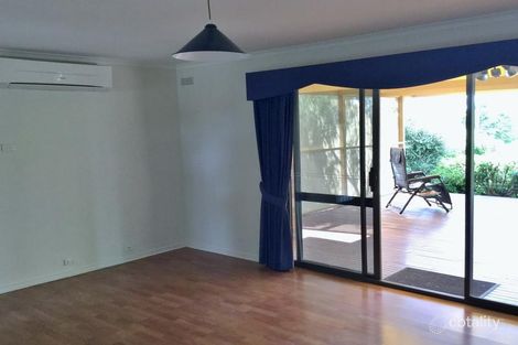 Property photo of 10 Pethard Place Golden Square VIC 3555