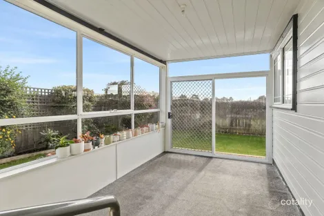 Property photo of 6 Mountain View Place Penguin TAS 7316
