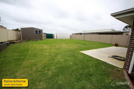 Property photo of 97 Phillip Drive South West Rocks NSW 2431