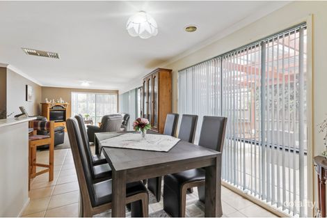 Property photo of 6 Parnell Court Cranbourne West VIC 3977