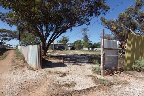 131 Phillips St, Iron Knob, SA 5611