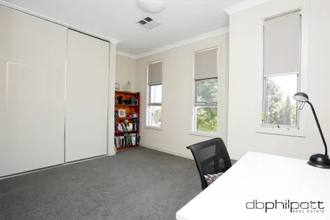 Property photo of 30 The Parkway Klemzig SA 5087