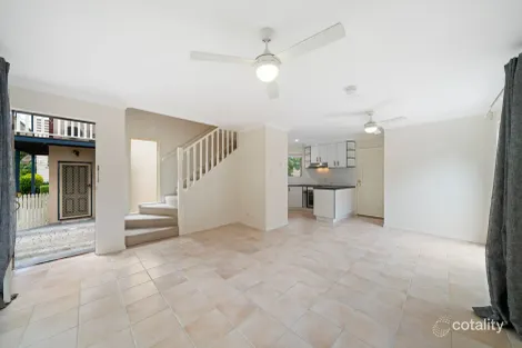 Property photo of 2/23 Wallace Street Moorooka QLD 4105