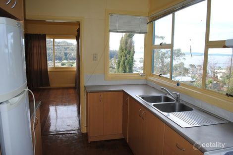 Property photo of 35 Roslyn Avenue Kingston Beach TAS 7050