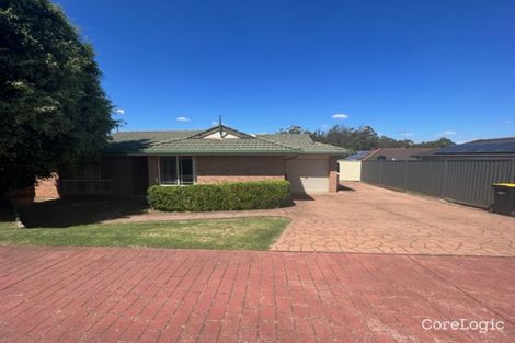 Property photo of 7 The Lakes Drive Glenmore Park NSW 2745