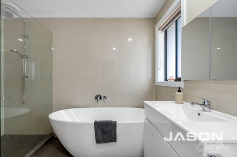 Property photo of 47 Bourke Street Bulla VIC 3428