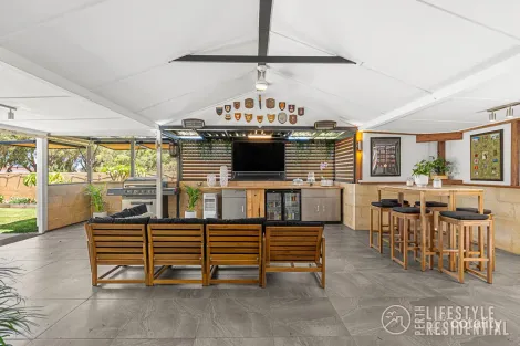 Property photo of 14 Stuart Place Two Rocks WA 6037