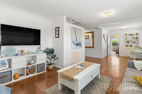 Property photo of 14 Stuart Place Two Rocks WA 6037