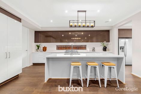 Property photo of 15 Parkhill Drive Ashwood VIC 3147