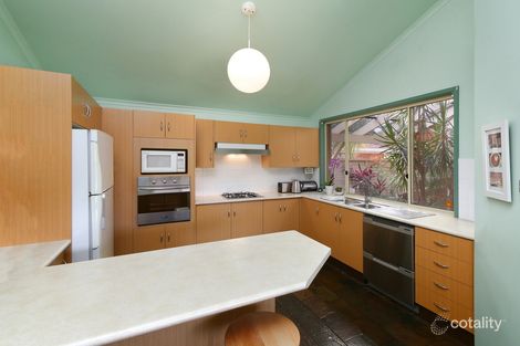 Property photo of 7 Judy Anne Close Green Point NSW 2251