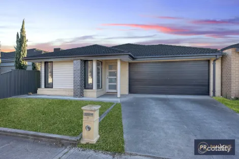 11 Barnsley St, Truganina, VIC 3029