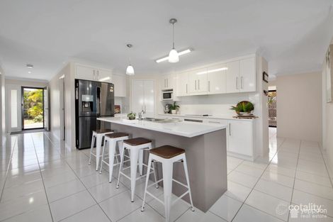 Property photo of 4 Seashell Court Lammermoor QLD 4703