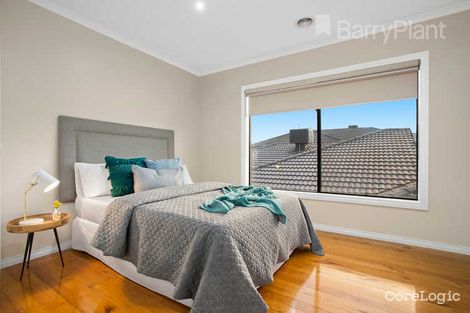 Property photo of 99 Charteris Drive Craigieburn VIC 3064