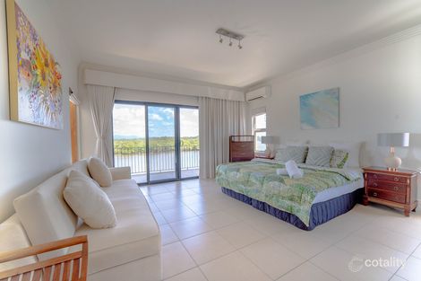 Property photo of 30 Lakefield Crescent Paradise Point QLD 4216