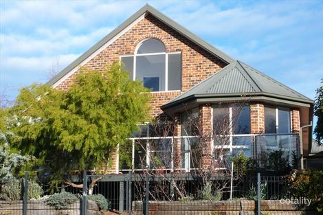 Property photo of 10 Platypus Place Nicholls ACT 2913