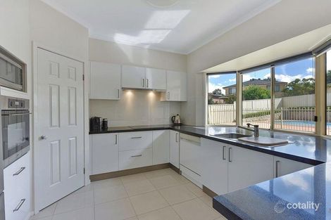 Property photo of 51 Springfield Crescent Bella Vista NSW 2153
