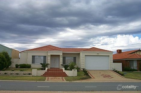 32 Heathfield Dr, Landsdale, WA 6065