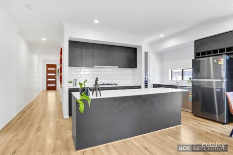 Property photo of 35 Raglan Circuit Point Cook VIC 3030