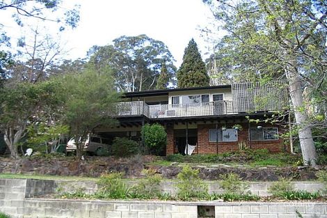 Property photo of 6 Parrendi Close Avoca Beach NSW 2251