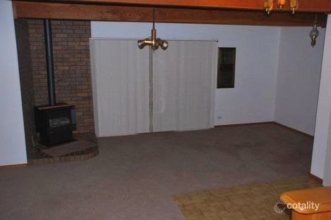 Property photo of 1 Talinga Crescent Shepparton VIC 3630